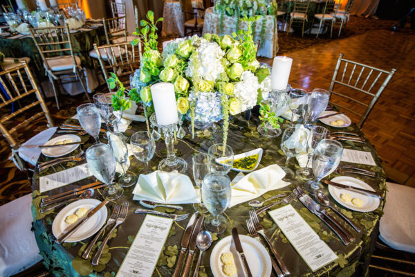 Elegant wedding decor done with blues and greens